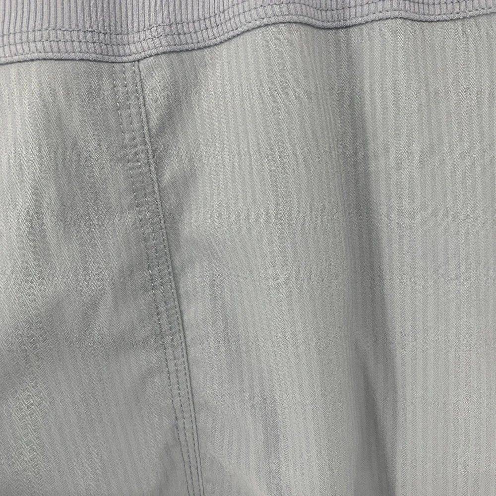 Lululemon Women's Pants Studio Ruched Gray  Size 4 Drawstring Hem Athletic